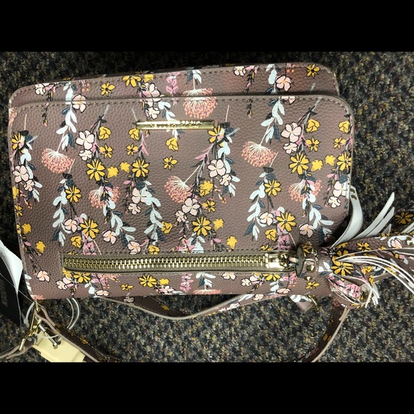 Handbag - Picture 2 of 3